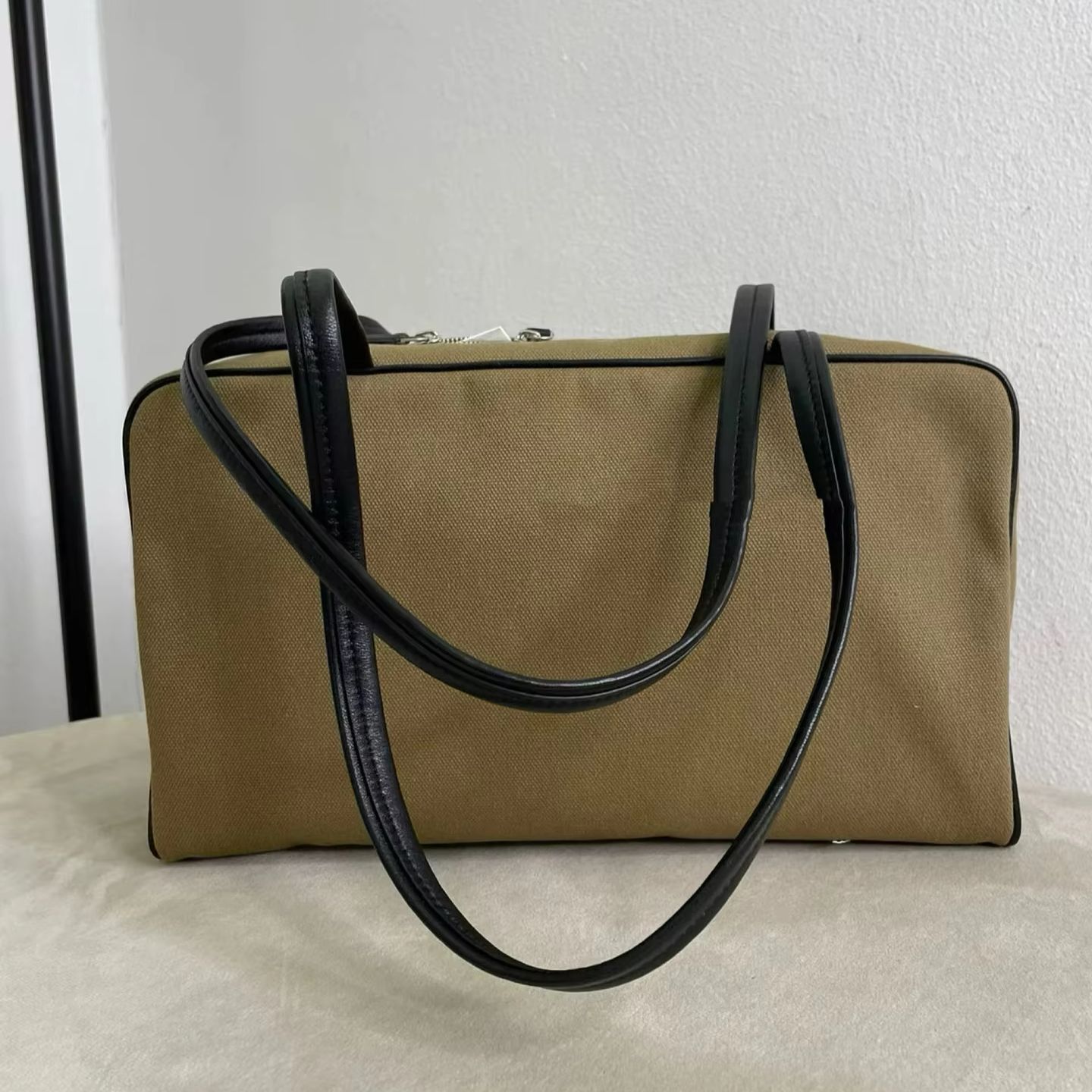 Outdoor Sport Bag - Classic Organizer Women Beauty Luggage Outdoor